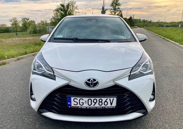 Toyota Yaris cena 56000 przebieg: 66816, rok produkcji 2018 z Zabrze małe 154